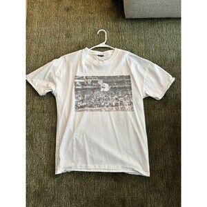 Graphic T-Shirt – Michael Jordan Free Throw Line Dunk / Boo (Mario) Edit